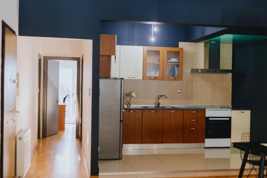 Cosy & Spacious Central Apartment Komotiní Exterior foto