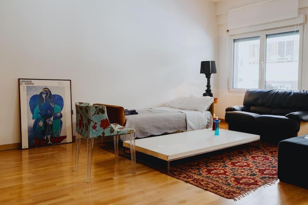 Cosy & Spacious Central Apartment Komotiní Exterior foto