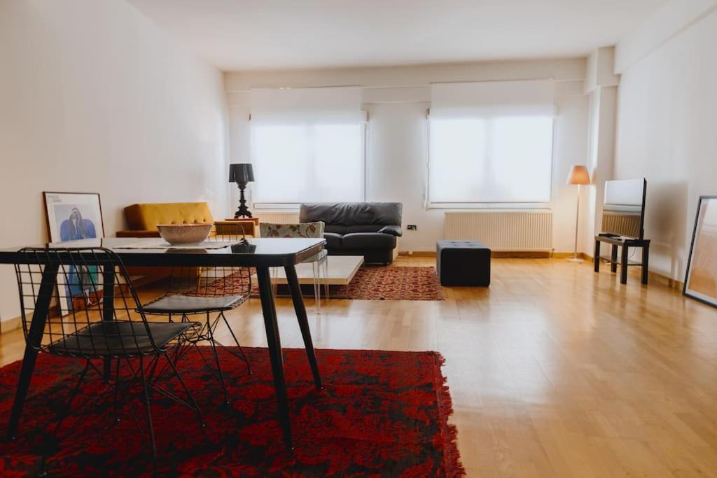 Cosy & Spacious Central Apartment Komotiní Exterior foto